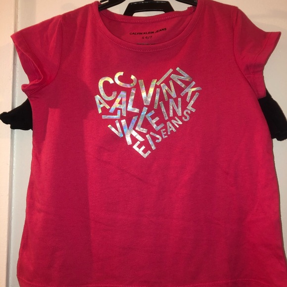 Calvin Klein - Picture 2 of 3